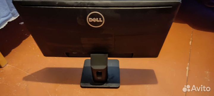 Монитор Dell 22