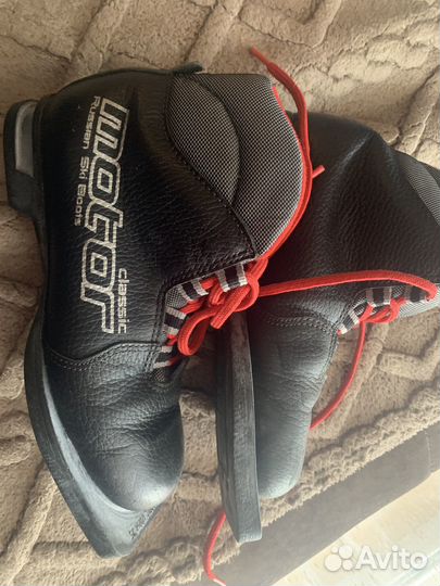 Ботинки лыжные