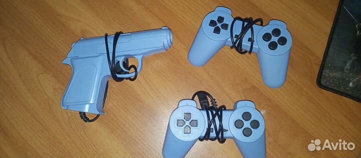 Игровая приставка