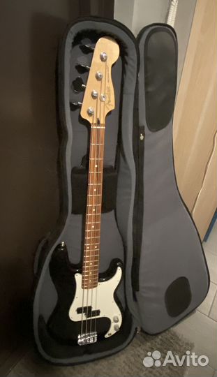 Fender player Precision Bass PF Black