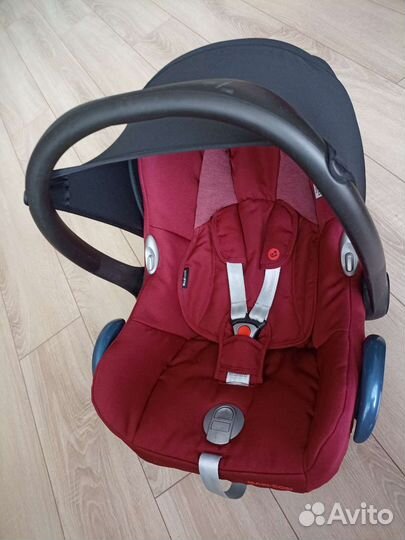 Детское автокресло Maxi cosi Cabriofix с вкладышем
