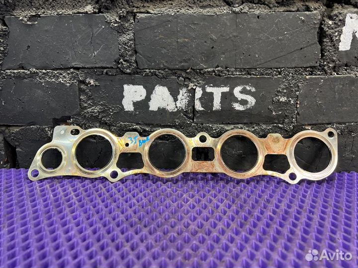 Прокладка выпускного коллектора Nissan X-Trail