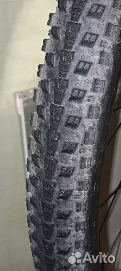 Neutrino Components, Shimano, Maxxis, Meroca, Risk