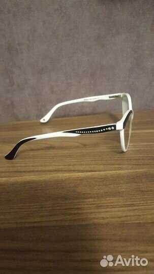 Очки диоптрии -2,5