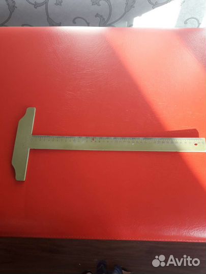 Линейка чертежная деревянная