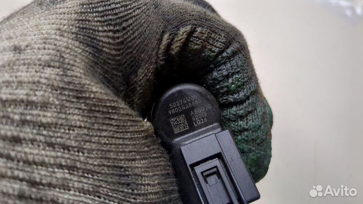 Форсунка топливная Ford Focus 3, 2012