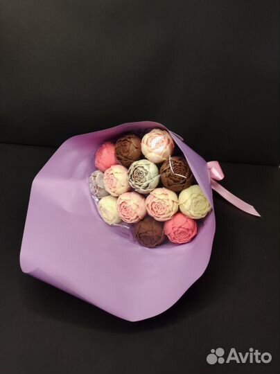 Пионы из Бельгийского Шоколада - 13 шт в Букете