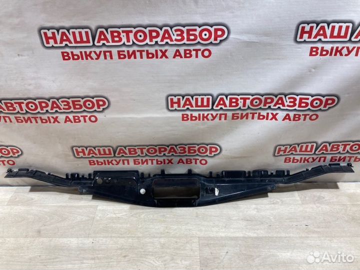 Накладка замка багажника Bmw X5 (E-70) 2010