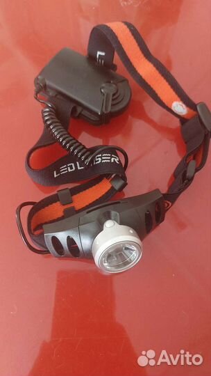 Налобный фонарь led lenser с чехлом