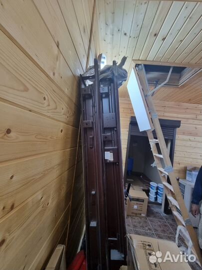 Продам дверь входную металлическую новую в пленке