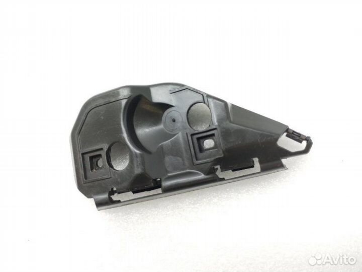 Кронштейн бампера передний левый Volvo V50 MW20