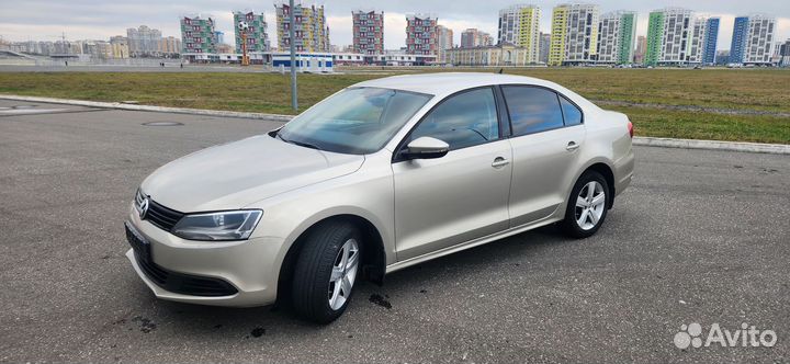 Volkswagen Jetta 1.6 AT, 2012, 176 000 км