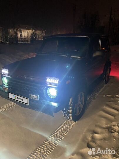 LADA 4x4 (Нива) 1.7 МТ, 2010, 120 000 км
