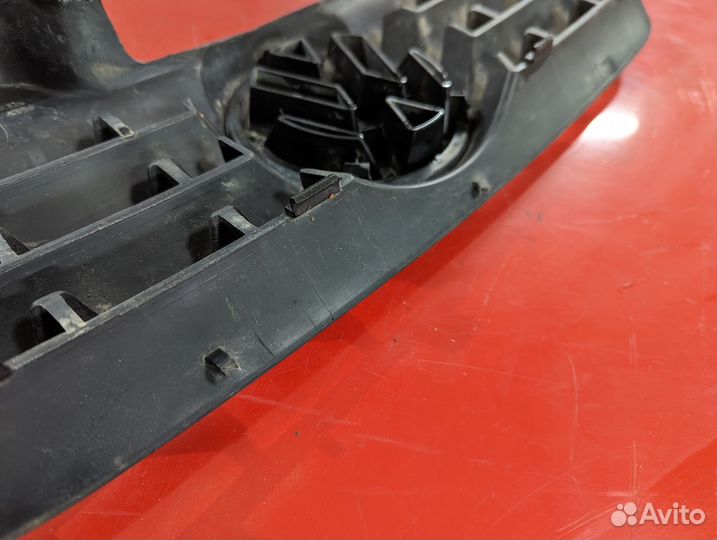 Решетка радиатора Volkswagen Pointer