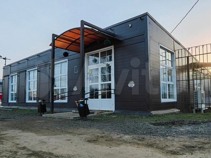 Торговая площадь магазин 200 м² в первой линии