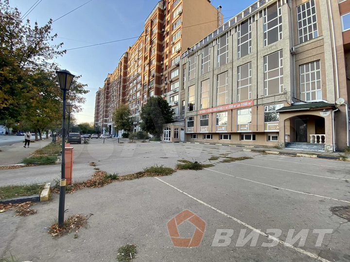 Помещение около жд с парковкой под гостинницу,офис