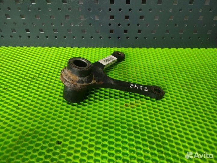 Кронштейн цилиндра подъема кабины Man Tgx