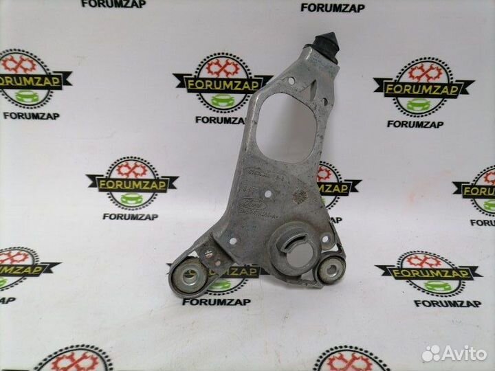 Кронштейн крепления моторчика стеклоочистителя