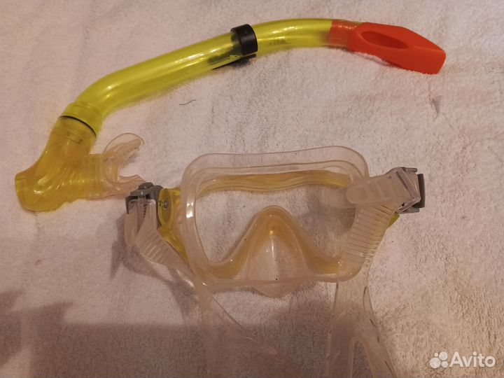 Маска для плавания с трубкой