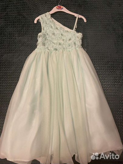 Праздничное платье для девочки