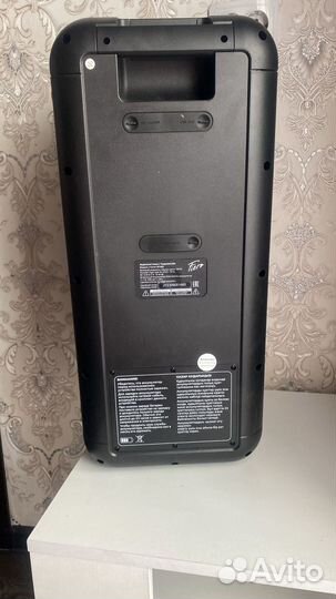 Музыкальная колонка с блютузом