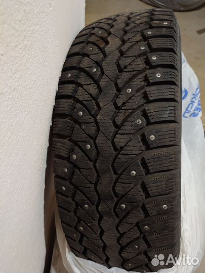 Pirelli Formula Ice 225/65 R17 102T