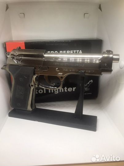 Зажигалка в виде пистолета Beretta M9