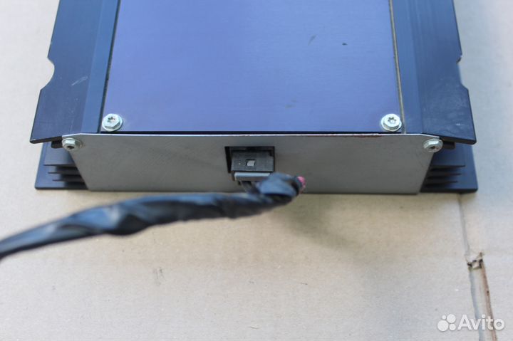 Усилитель Cadillac DeVille 09387426