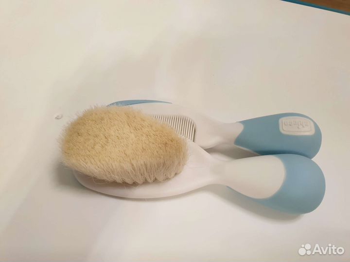 Chicco расческа