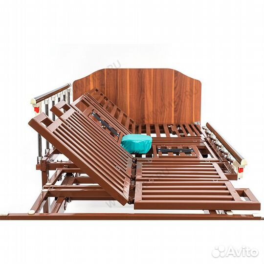 Медицинская кровать для лежачих больных