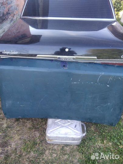 Крышка багажника Тойоты crown