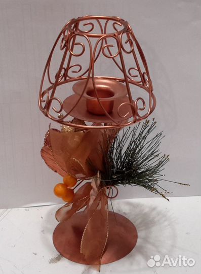 Стильный подсвечник