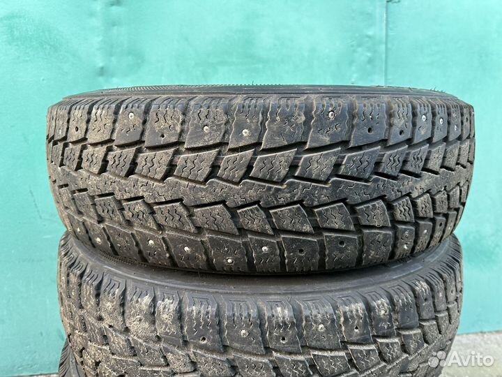 Kumho Power Grip KC11 205/70 R15 106Q