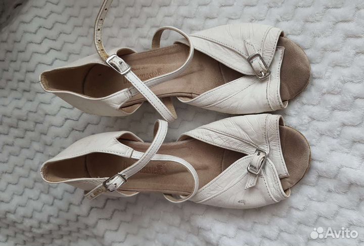 Туфли для бальных танцев