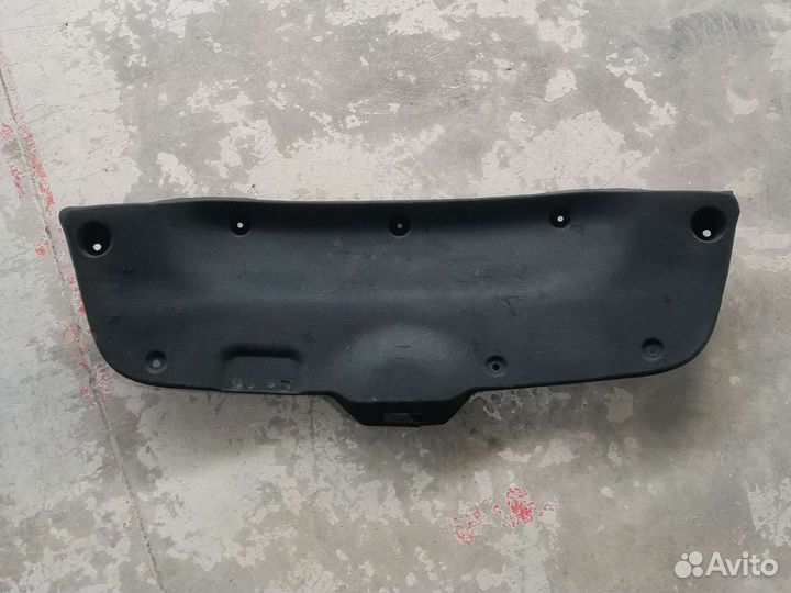 Обивка крышки багажника Kia Rio 4