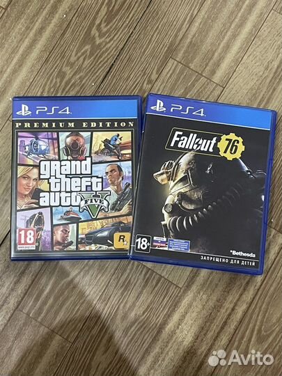 Диски игры для ps4 GTA 5 и Fallout 76