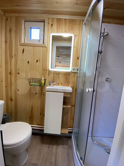 Дом 13 м² на участке 100 сот.