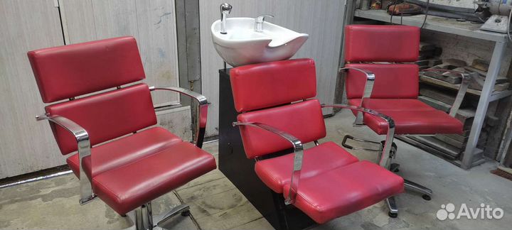 Парикмахерское кресло бу