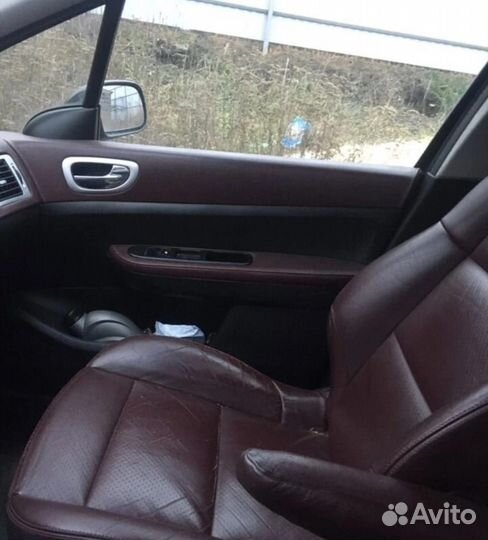 В Разборе Peugeot 307 Пежо 307 Рестайлинг