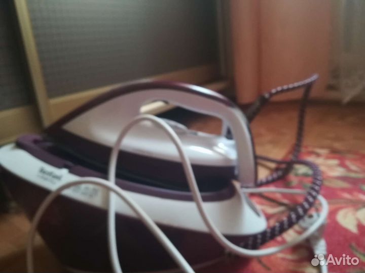 Утюг с парогенератором tefal