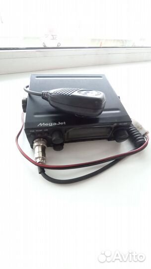 Автомобильная рация Megajet