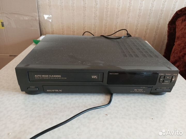 Видеомагнитофон supra