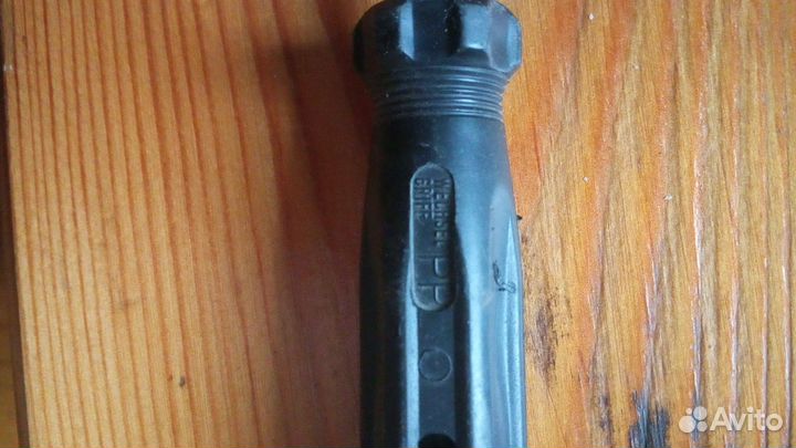 Набор для авто с volvo отвертка, свеч.ключ, ретро