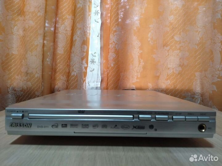 DVD плеер c USB