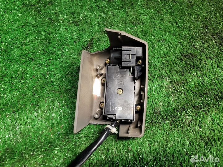 Блок управления подсветкой приборки на FX35