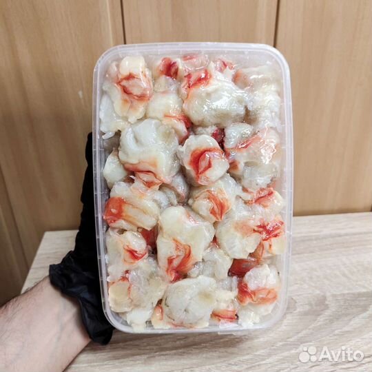 Роза Кулак Колено