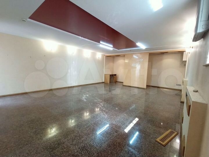 Офис, Услуги или Производство на Острякова, 50 м²