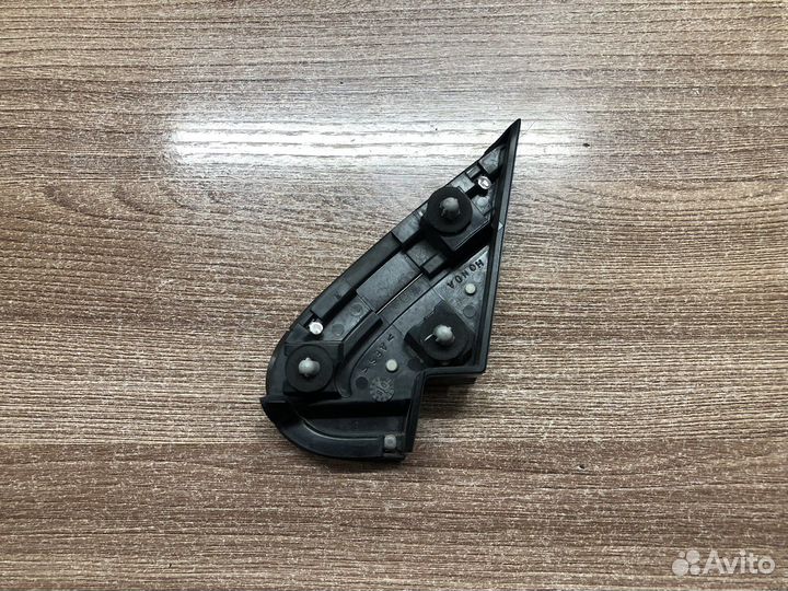 Накладка крыла правая Honda CR-V 3 RE 2007-2012