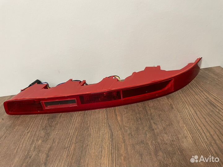 Фонарь задний в бампер правый Audi Q7 4L 2005-2015