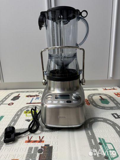 Соковыжималка, блендер bork